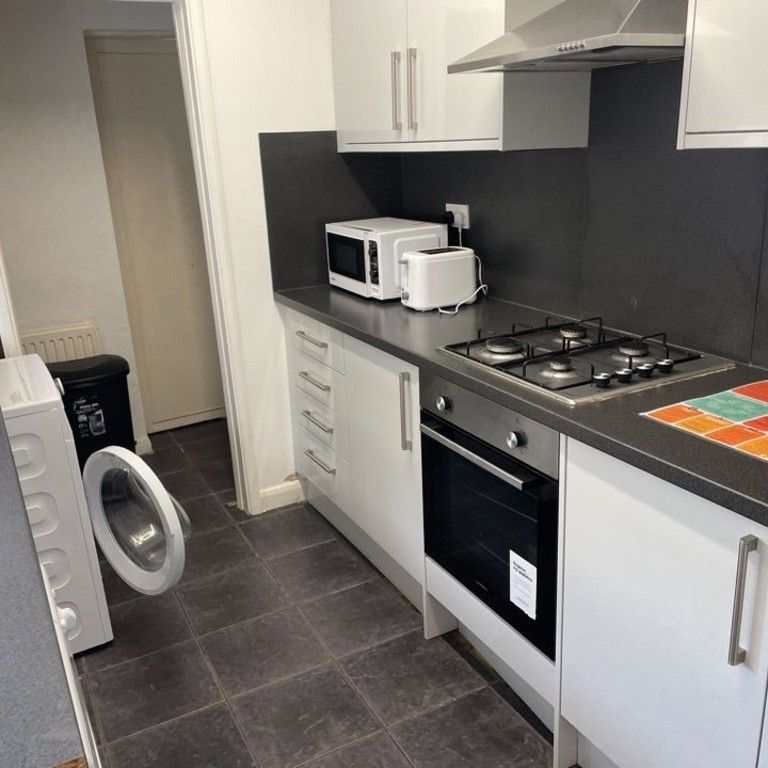 Neville Street, Haxby Road - P2113 - Photo 1