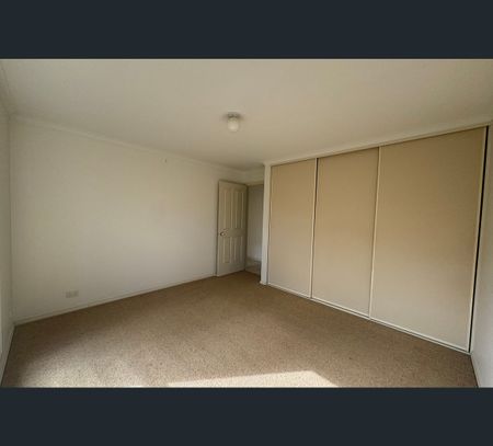 2/102 McClelland Street, Bell Park, Vic 3215 - Photo 3