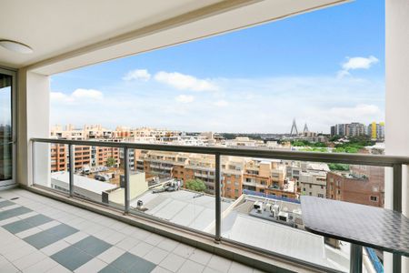 Spacious Two Bedroom Executive Style Apartment - Photo 5