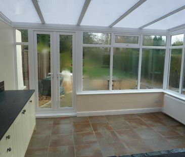 2 bedroom semi-detached house to rent - Photo 3