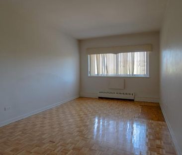 1 CH - 1 SDB - Montréal - $1,395 /mo - Photo 2