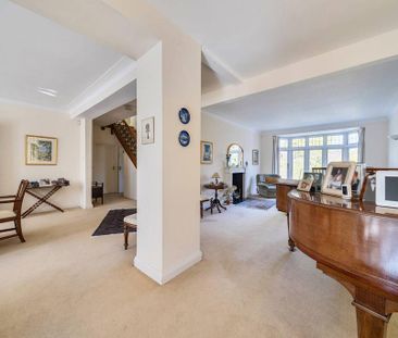 4 bedroom detached house to rent - Photo 4