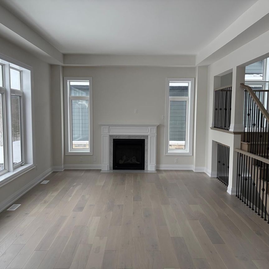 For Lease - 92 PEARSALL Place, Oro-Medonte, Ontario - Photo 1