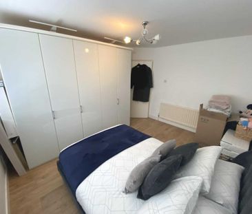 2 bedroom maisonette to rent - Photo 4