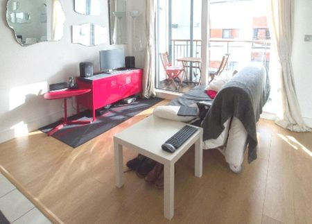 1 bedroom flat to rent - Photo 2