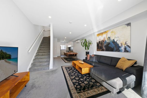 North Facing - Immaculate 3 Bedroom Townhouse - Photo 1