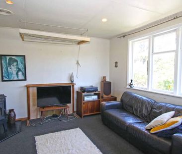 4 Bedrooms & Pets Considered - Photo 1