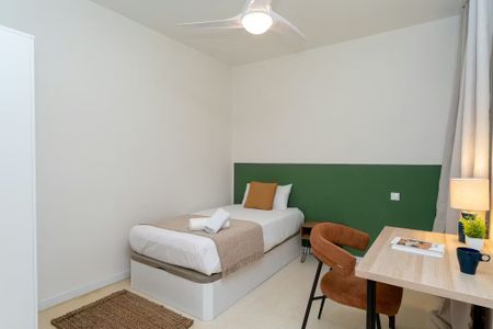 Calle de Fuencarral, Madrid, Community of Madrid 28010 - Foto 4