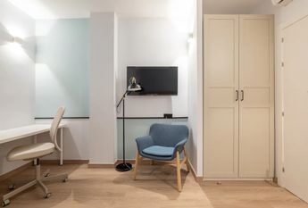 Carrer del Consell de Cent, Barcelona, Catalonia 08011