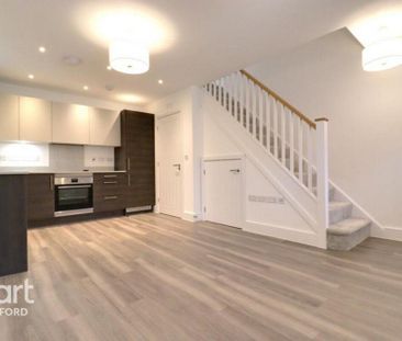 1 bedroom semi-detached house to rent - Photo 3