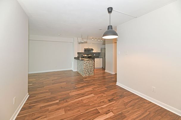 For Lease - 323 Richmond Street Unit# 1008, Toronto, Ontario - Photo 1