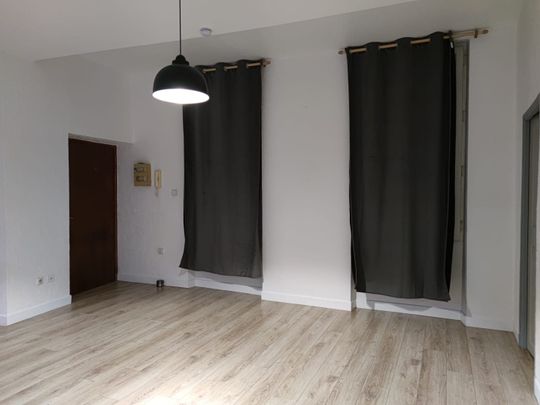Location Appartement 2 pièces 44m² NARBONNE 11100 - Photo 1