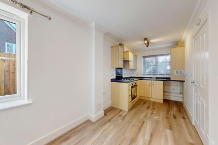 2 bedroom terraced house to rent - Photo 3