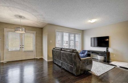 For Lease - 238 Mortimer Crescent, Milton, Ontario - Photo 3