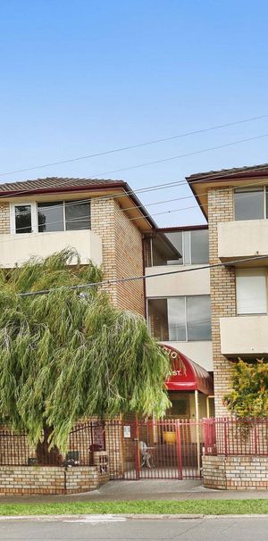 12/66 Australia Street, Camperdown NSW 2050 - Apartment For Rent | Domain - Photo 1