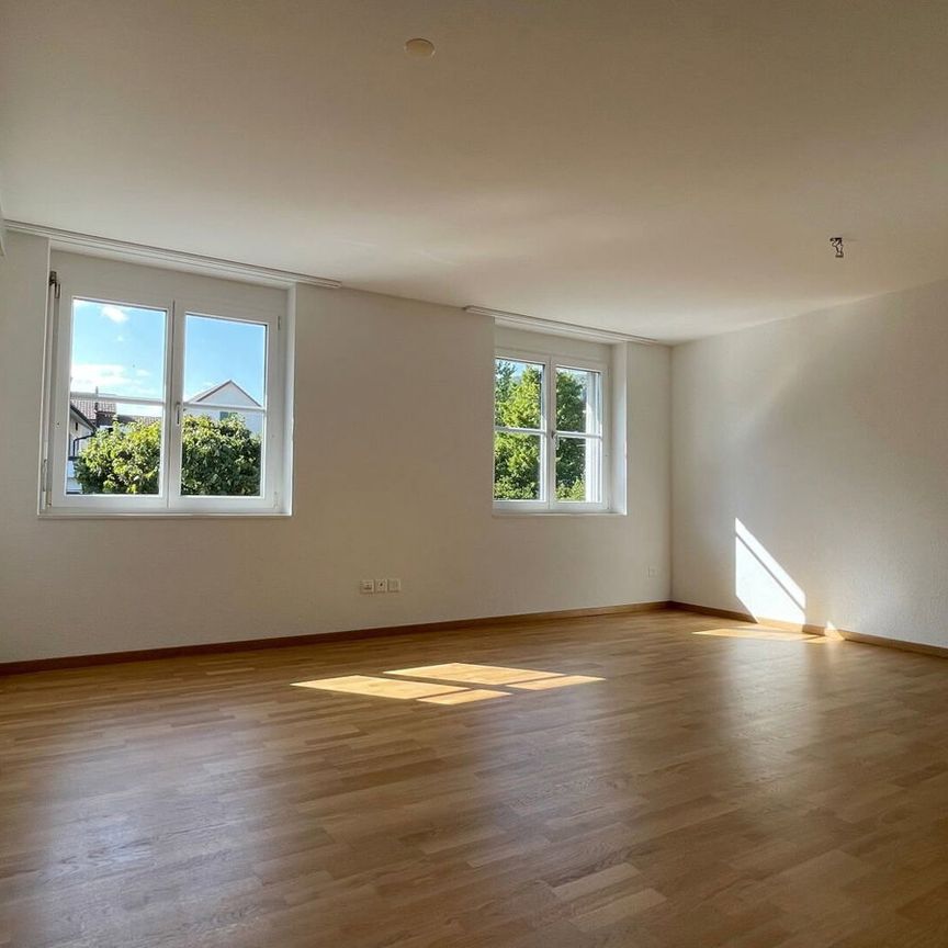 3.5 Zimmer, 103 m², 1. Stock - Photo 1