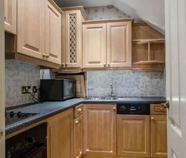 601 The Fountain Courtyard, Maynooth, County Kildare - Photo 5