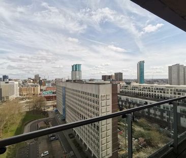 2 bedroom flat to rent - Photo 5