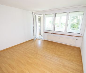 Spacieux appartement de 3,5 pièces dans un emplacement central - Foto 2