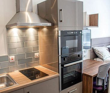 Studio to rent - Photo 1