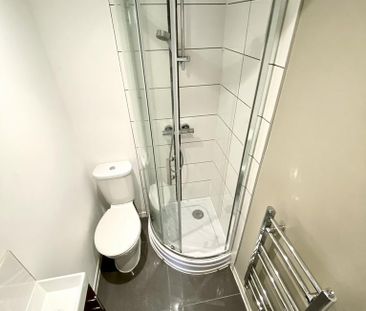 6 bedroom house of multiple occupation to rent - Photo 5