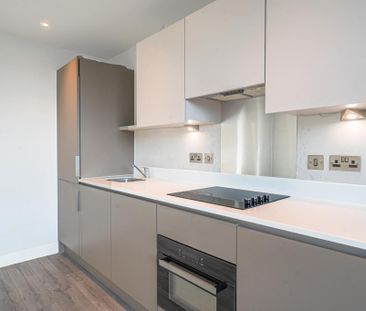 Studio to rent - Photo 6