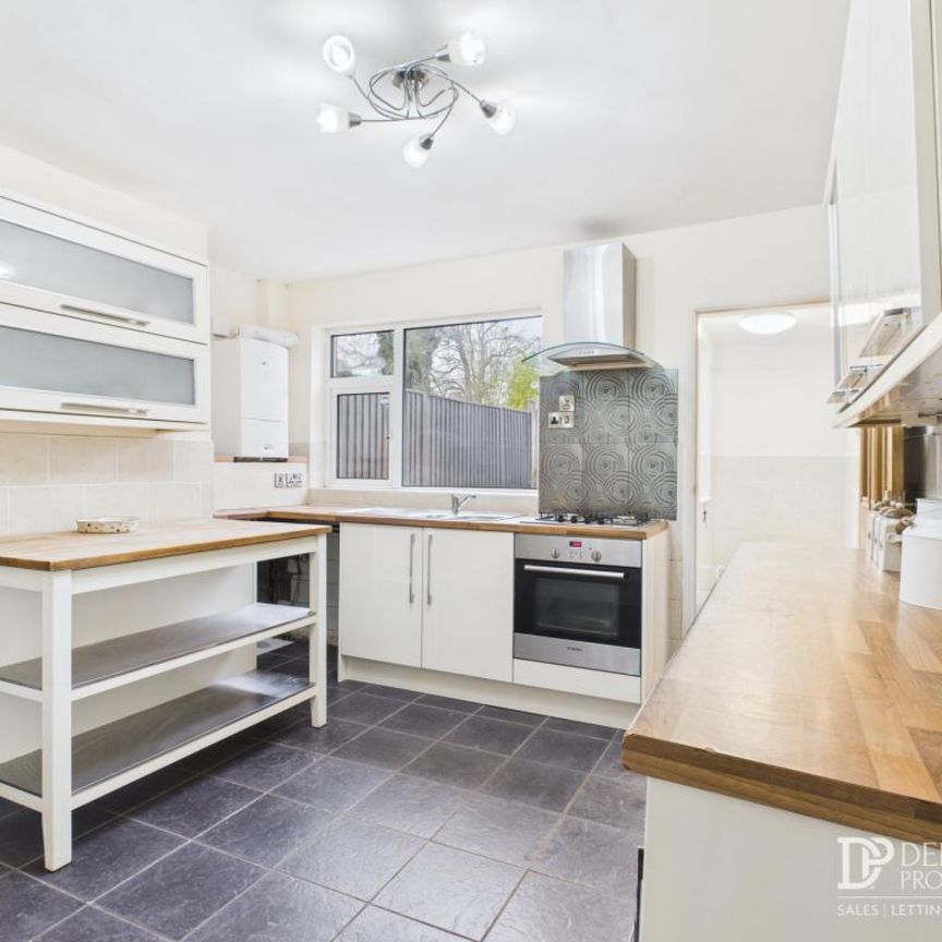 2 Bedroom Terraced House - Photo 1