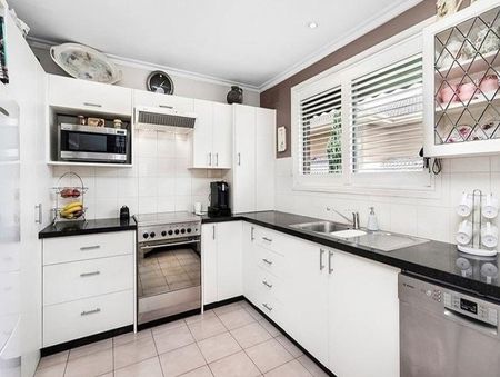 29 Greendale Road, Doncaster East - Photo 4