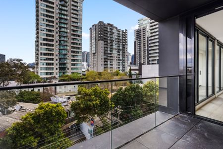 Lifestyle Living at International Melbourne - Photo 3