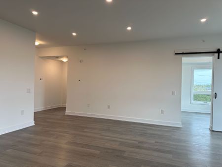 For Lease - 1 Chef Lane Unit# 314, Barrie, Ontario - Photo 2