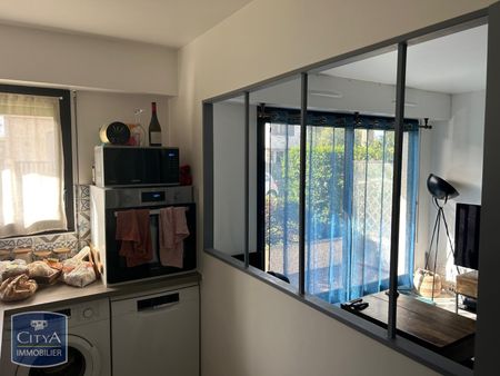 Location Appartement 2 pièces 47m² BORDEAUX 33200 - Photo 3