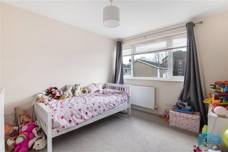 3 bedroom terraced house to rent - Photo 4