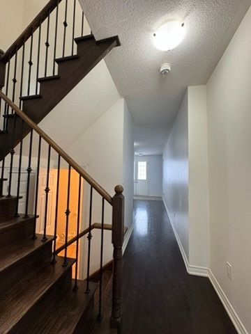 For Lease - 355 Royal Drive, Brampton, Ontario - Photo 2