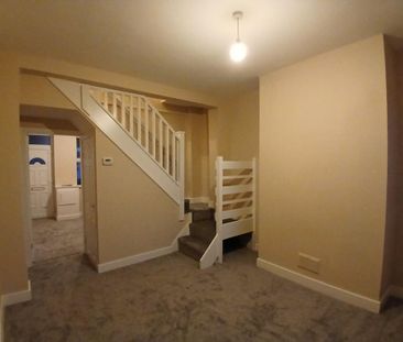 2 bedroom house to rent - Photo 2