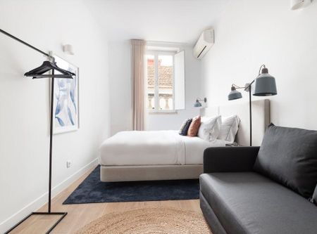 Travessa Convento das Bernardas, Lisbon, Lisbon 1200-638 - Photo 3