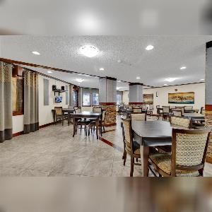 55+ Studio Apartment For Rent Griesbach Edmonton - Photo 5