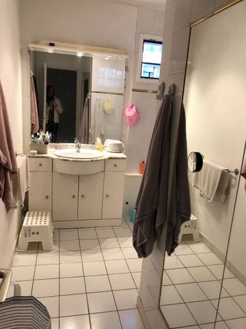 Appartement à louer - REIMS ST REMI - Photo 5