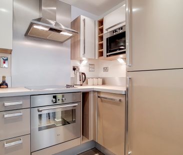 Blackwall Way, London, E14 9GT - Photo 6