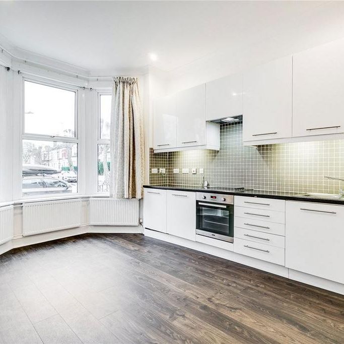 1 bedroom flat to rent - Photo 1