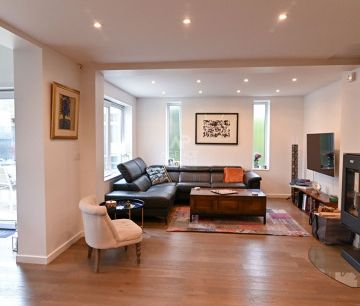 Maison • Saint-Germain-en-Laye - Photo 2