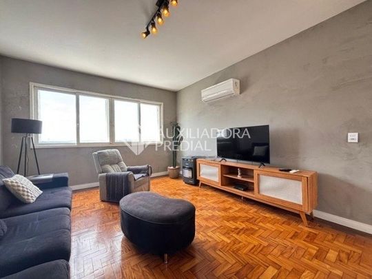 Apartamento com 3 quartos e 122m² para alugar em Centro Histórico, Porto Alegre. - Photo 1