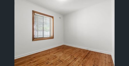 Fresh & Light-Filled Character Home - Photo 2