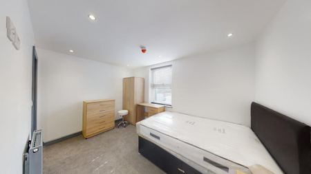 5 bedroom ground floor flat to rent - Photo 3
