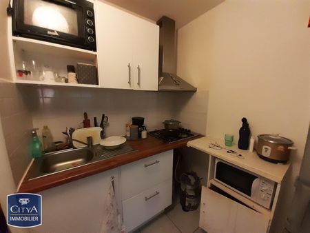 Location Appartement 1 pièce 23m² ST JOSEPH 97480 - Photo 2