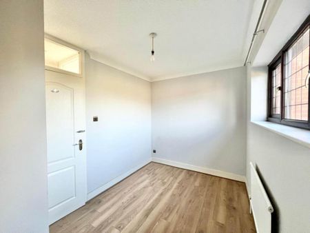 2 bedroom terraced house to rent - Photo 3