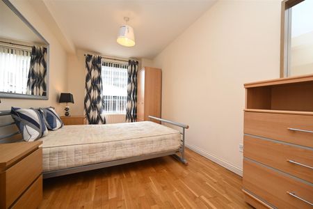 Apt 7 Millennium Court 4 Downshire Place, Belfast, BT2 7JQ - Photo 3