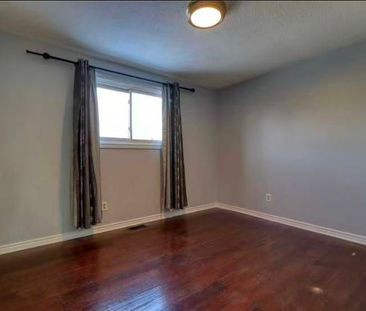 For Lease - 7371 NORTH DORSET Place, Niagara Falls, Ontario - Photo 1