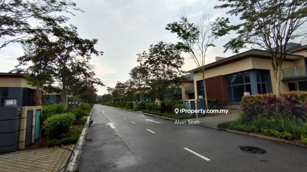 Golf Villa @ Forest City, Johor Bahru - Photo 1