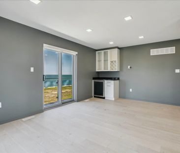 For Lease - 4 Sunrow Gate, Hamilton, Ontario - Photo 3