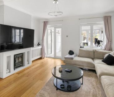 2 bedroom terraced house to rent - Photo 2